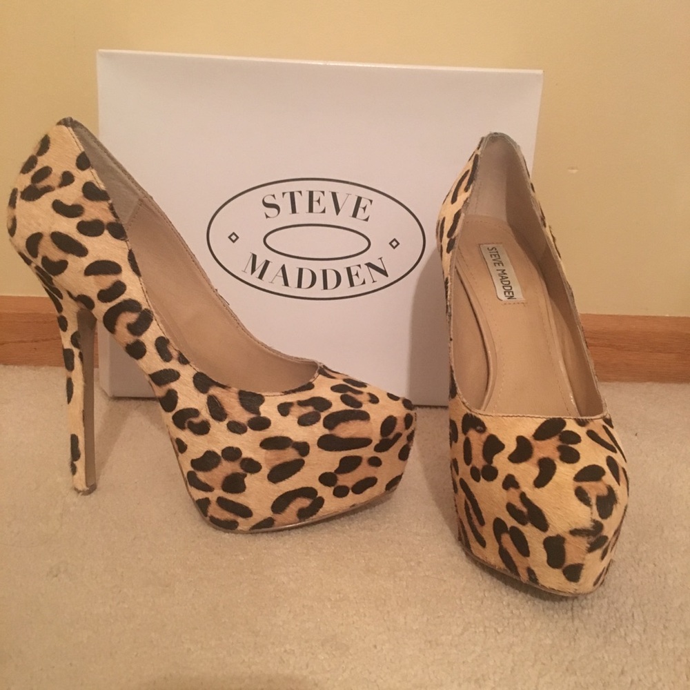 Steve Madden leopard babyln heel